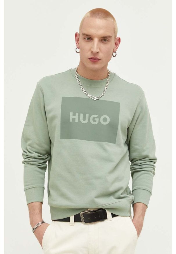 Hugo - HUGO bluza bawełniana męska kolor zielony z nadrukiem. Kolor: zielony. Materiał: bawełna. Wzór: nadruk