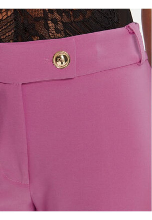 Rinascimento Chinosy CFC0126225003 Różowy Slim Fit. Kolor: różowy. Materiał: syntetyk