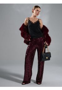 Sinsay - Spodnie wide leg z błyszczącymi cekinami - bordowy. Kolor: czerwony #1