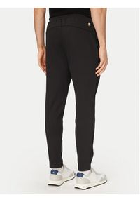 BOSS Spodnie dresowe Toc Spin 50554379 Czarny Regular Fit. Kolor: czarny. Materiał: syntetyk #5