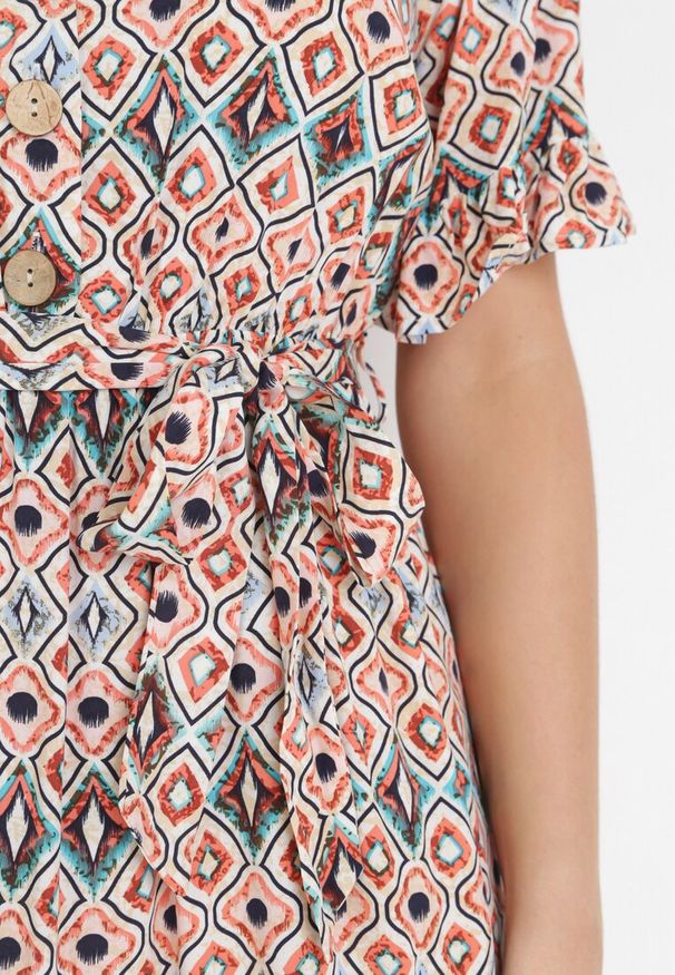 Born2be - Jasnoróżowa Wiskozowa Sukienka Mini z Gumką i Materiałowym Paskiem w Pasie Upshaw. Okazja: na co dzień. Kolor: różowy. Materiał: wiskoza, materiał. Wzór: geometria. Typ sukienki: proste. Styl: casual. Długość: mini