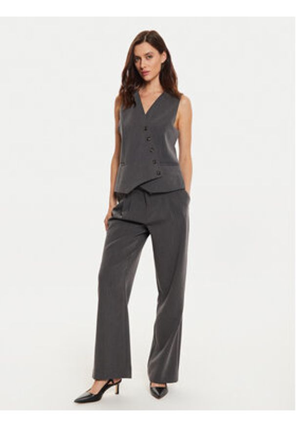 Karen by Simonsen Kamizelka Ro 10105155 Szary Regular Fit. Kolor: szary. Materiał: syntetyk