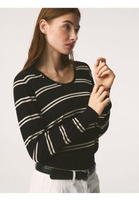 Reserved - Sweter z lyocellem - czarny. Kolor: czarny. Materiał: jedwab, bawełna, dzianina #1