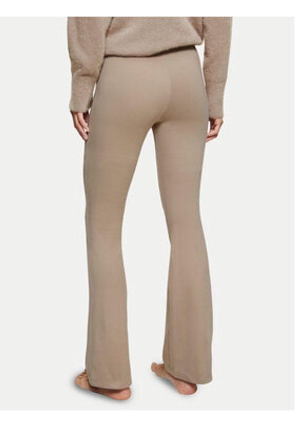 Triumph Spodnie piżamowe Smart Thermal 10221491 Beżowy Slim Fit. Kolor: beżowy. Materiał: syntetyk