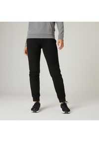 DOMYOS - Spodnie dresowe damskie Nyamba Gym & Pilates 500 regular. Kolor: czarny. Materiał: poliester, bawełna, materiał, elastan. Sport: joga i pilates #1