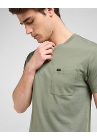 Lee - MESKA KOSZULKA LEE ULTIMATE POCKET TEE OLIVE STONE 112370494 #6