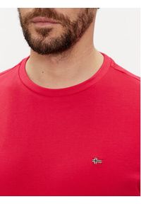 Napapijri T-Shirt Salis NP0A4H8D Czerwony Regular Fit. Kolor: czerwony. Materiał: bawełna