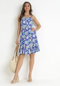 Born2be - Niebieska Sukienka na Cienkich Ramiączkach z Wiskozy w Kwiaty Kimball. Kolor: niebieski. Materiał: wiskoza. Długość rękawa: na ramiączkach. Wzór: kwiaty #4