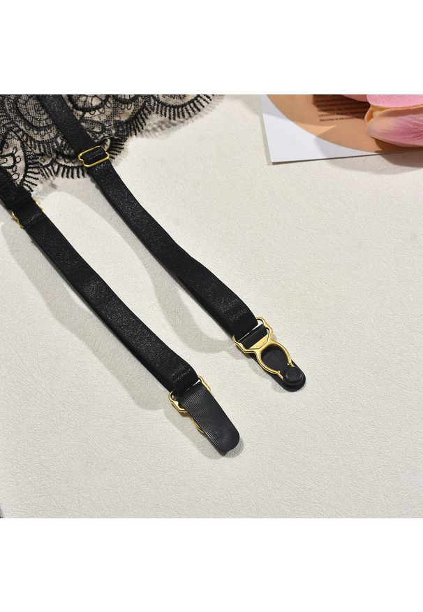 Intica - Komplet bielizny koronkowej z push-upem i pasem do pończoch Egypt. Kolor: czarny. Materiał: koronka. Wzór: koronka