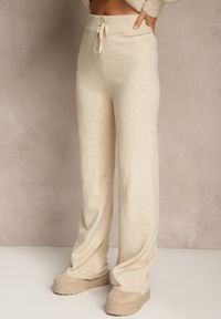 Renee - Beżowy Dzianinowy Komplet Dresowy z Wełną Bluza z Kapturem i Spodnie Essana. Kolor: beżowy. Materiał: wełna, dresówka, dzianina #3