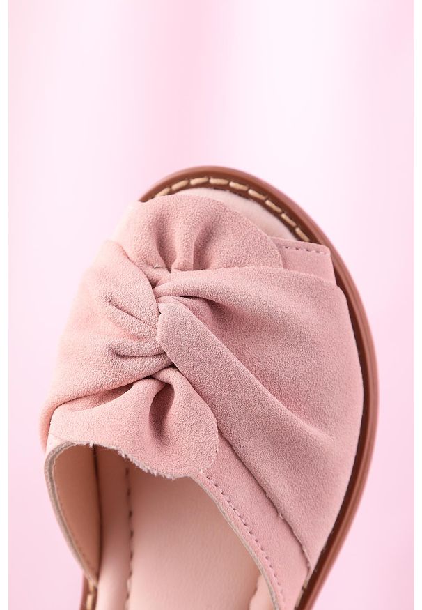 Casu - Różowe sandały na rzep z zakrytą piętą kokarda casu yj223c. Zapięcie: rzepy. Kolor: różowy