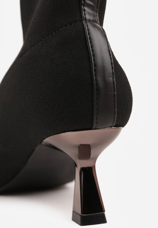 Renee - Czarne Botki Vices na Metalicznej Kaczuszce z Elastyczną Cholewką Vamile. Okazja: na co dzień. Kolor: czarny. Szerokość cholewki: normalna. Obcas: na szpilce. Styl: wizytowy, casual, elegancki. Wysokość obcasa: średni