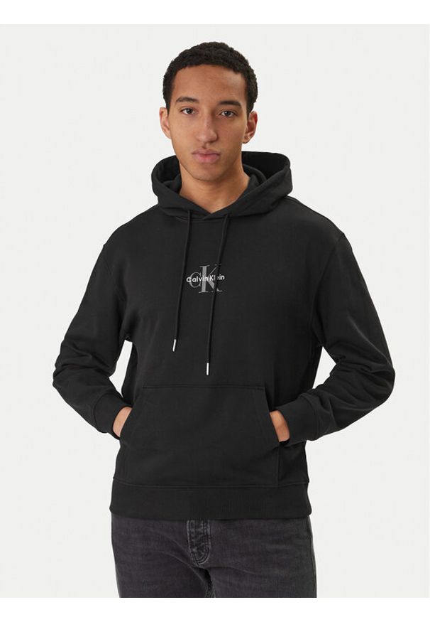 Calvin Klein Jeans Bluza LV04RD243G Czarny Regular Fit. Kolor: czarny. Materiał: bawełna