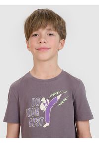 4f - 4F T-shirt regular z nadrukiem chłopięcy - szary 152 (11-12 lat). Okazja: na co dzień. Kolor: szary. Materiał: jersey, dzianina, bawełna. Długość rękawa: krótki rękaw. Długość: krótkie. Wzór: nadruk. Sezon: lato. Styl: casual, klasyczny, sportowy #2