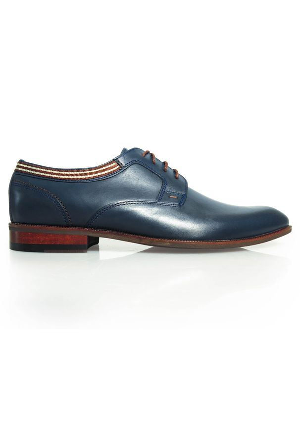 Faber - Granatowe buty wizytowe z brązowo-beżowymi wstawkami T127. Kolor: beżowy, brązowy, wielokolorowy, niebieski. Materiał: skóra. Styl: wizytowy