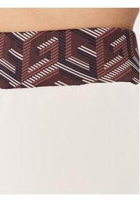 Guess Spodnie dresowe V3YB06 KB212 Biały Regular Fit. Kolor: biały. Materiał: syntetyk, dresówka #2