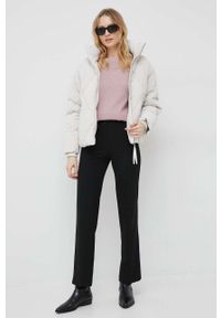 Vero Moda kurtka damska kolor beżowy zimowa. Kolor: beżowy. Materiał: poliester. Sezon: zima #5