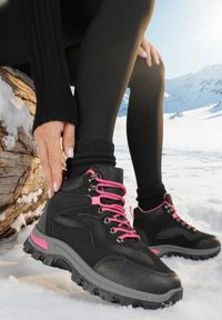 Born2be - Czarno-Fuksjowe Buty Tekkingowe Trapery Vices z Geometrycznym Wzorem Anerisse. Okazja: na co dzień. Kolor: czarny. Materiał: jeans. Wzór: geometria. Styl: casual #1