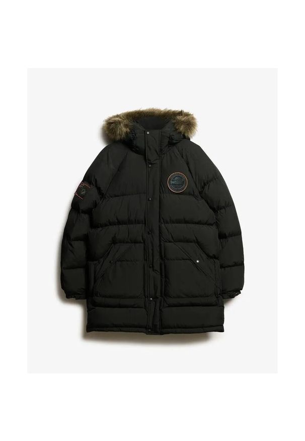 Długa kurtka Superdry Everest. Kolor: czarny. Materiał: puch. Długość: długie. Styl: elegancki