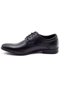 KOMODO Wizytowe buty męskie 850 czarny mat czarne. Okazja: na co dzień. Kolor: czarny. Styl: wizytowy #6