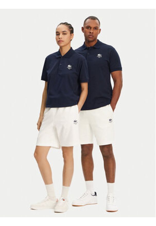 Lacoste Szorty sportowe Unisex GH0990 Écru Regular Fit. Materiał: bawełna