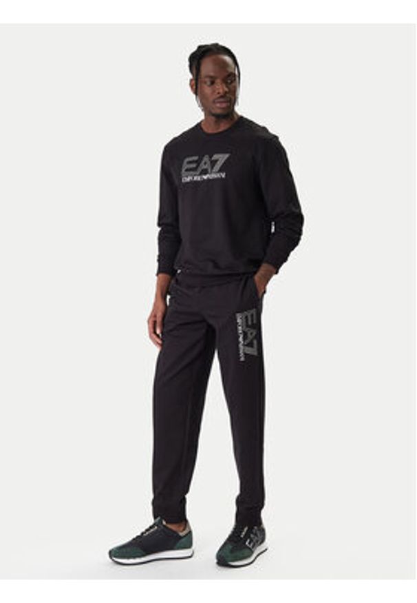 EA7 Emporio Armani Spodnie dresowe 7M001316 AF13512 UC001 Czarny Regular Fit. Kolor: czarny. Materiał: bawełna