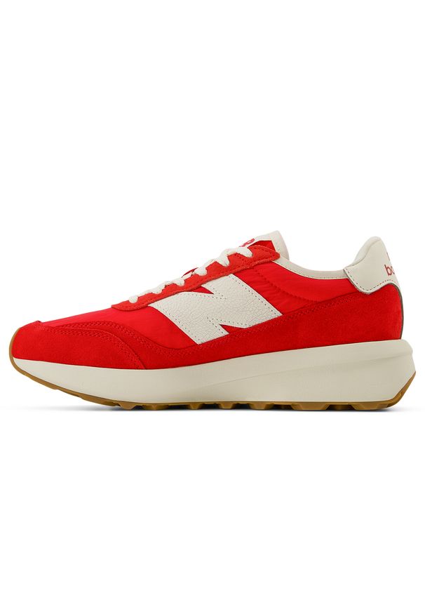 Buty unisex New Balance U370VD – czerwone. Kolor: zielony. Materiał: zamsz, skóra. Szerokość cholewki: normalna. Sezon: lato