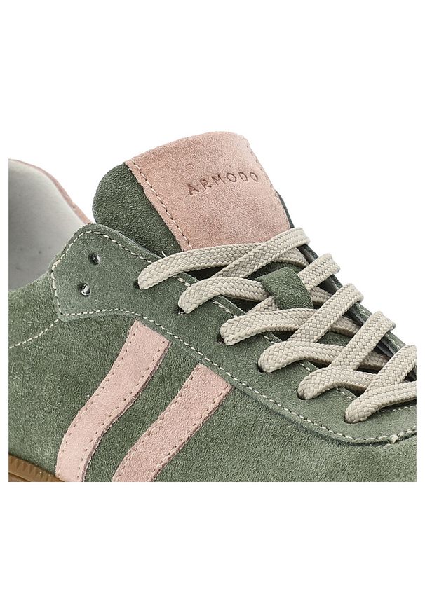 Zielone Sneakersy Armodo Modne Obuwie Damskie. Okazja: na spacer. Zapięcie: pasek. Kolor: zielony. Materiał: guma, zamsz. Wzór: aplikacja