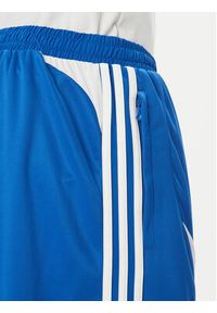 Adidas - adidas Szorty sportowe adicolor Teamgeist JP1123 Niebieski Regular Fit. Kolor: niebieski. Materiał: syntetyk. Styl: sportowy #5