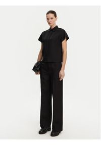 Calvin Klein Koszula K20K208322 Czarny Regular Fit. Kolor: czarny. Materiał: len, lyocell