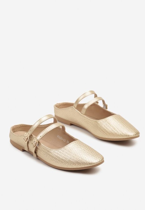 Born2be - Złote Klapki Balerinki z Dwoma Paseczkami Daviviana. Okazja: do pracy, na co dzień. Kolor: złoty. Materiał: jeans. Wzór: aplikacja. Obcas: na obcasie. Styl: klasyczny, elegancki, casual. Wysokość obcasa: niski