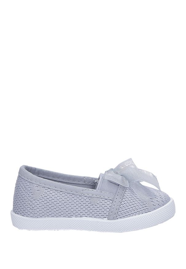 Casu - Szare trampki slip on z kokardką casu 3156. Zapięcie: bez zapięcia. Kolor: szary