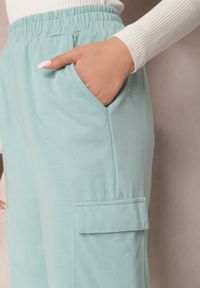 Renee - Miętowe Spodnie Mesyore. Stan: podwyższony. Kolor: miętowy. Materiał: bawełna, dresówka #3