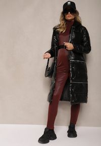 Renee - Czarna Pikowana Kurtka z Kapturem o Regulowanej Długości Anstrina. Typ kołnierza: kaptur. Kolor: czarny. Materiał: jeans