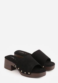 Born2be - Czarne Klapki Drewniaki na Słupku Zdobione Nitami Hilencja. Okazja: na co dzień. Kolor: czarny. Materiał: zamsz, len. Wzór: aplikacja. Obcas: na słupku. Styl: casual, boho #8