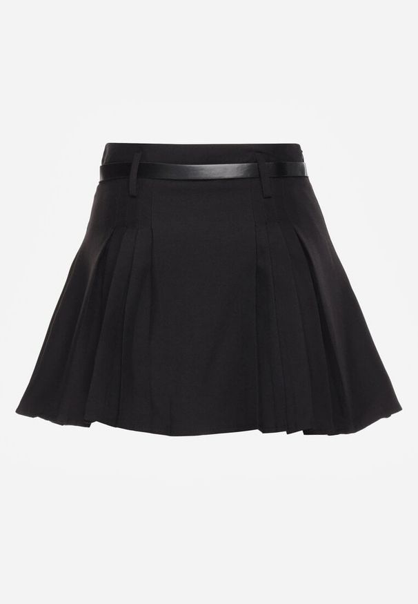 Renee - Czarne Rozkloszowane Spódnico-Spodenki Plisowane High Waist z Paskiem Bastorea. Okazja: na spacer. Stan: podwyższony. Kolor: czarny. Materiał: tkanina. Styl: elegancki
