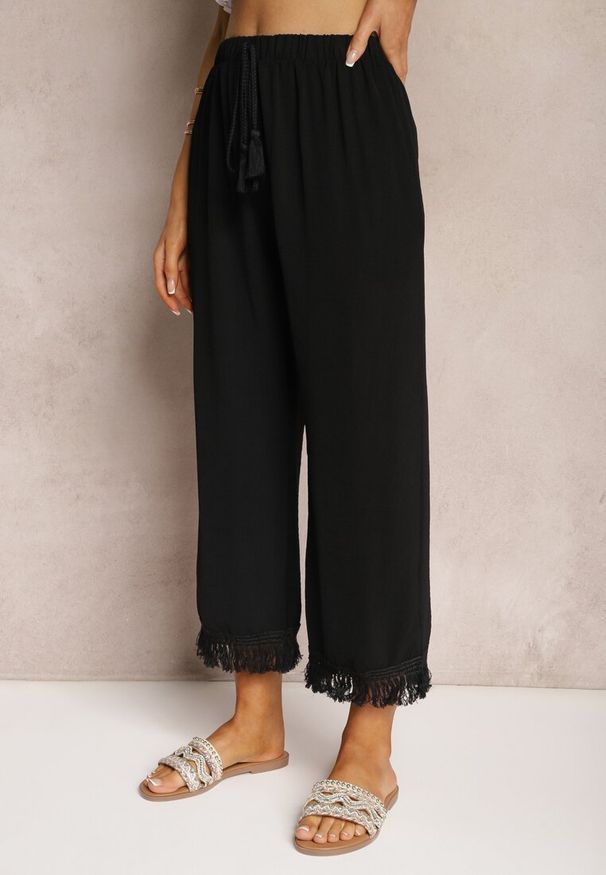 Renee - Czarne Szerokie Spodnie High Waist z Gumką w Pasie Jolfea. Okazja: na co dzień. Stan: podwyższony. Kolor: czarny. Materiał: tkanina. Styl: elegancki, casual