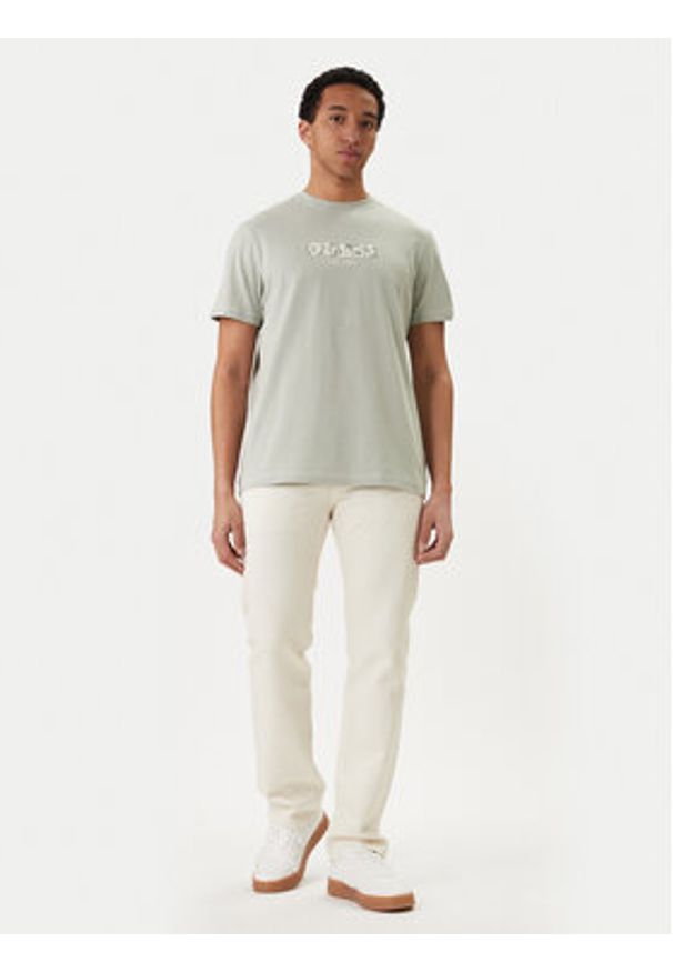 Guess T-Shirt M6GI16 K3032 Zielony jasny Regular Fit. Kolor: zielony. Materiał: bawełna