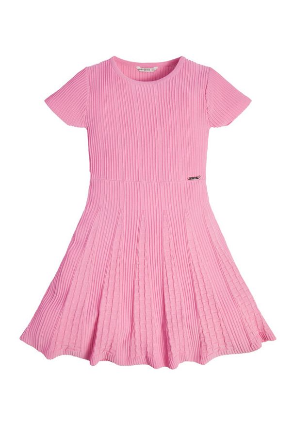 Guess Sukienka codzienna J2RK68 5012Z Różowy Regular Fit. Okazja: na co dzień. Kolor: różowy. Materiał: wiskoza. Typ sukienki: proste. Styl: casual