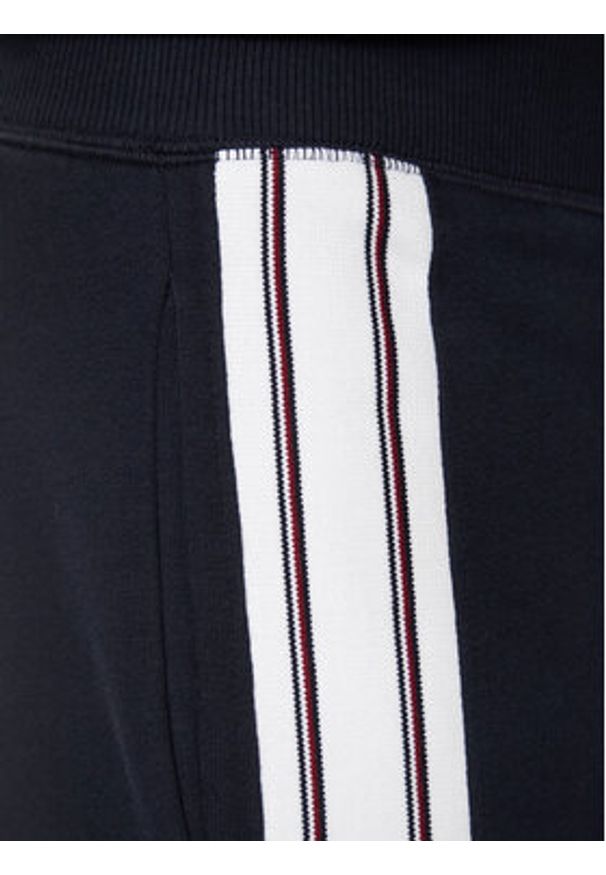 TOMMY HILFIGER - Tommy Hilfiger Szorty sportowe UM0UM03200 Granatowy Regular Fit. Kolor: niebieski. Materiał: bawełna. Styl: sportowy