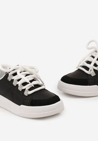 Born2be - Czarne Sneakersy Wonaria. Nosek buta: okrągły. Kolor: czarny. Materiał: zamsz, skóra ekologiczna. Szerokość cholewki: normalna. Obcas: na płaskiej podeszwie #6