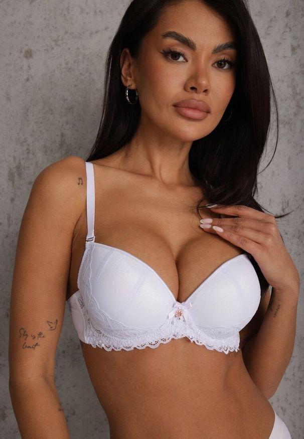 Renee - Biały Koronkowy Biustonosz Push Up Bliffa. Kolor: biały. Materiał: koronka. Rodzaj stanika: push-up. Wzór: koronka