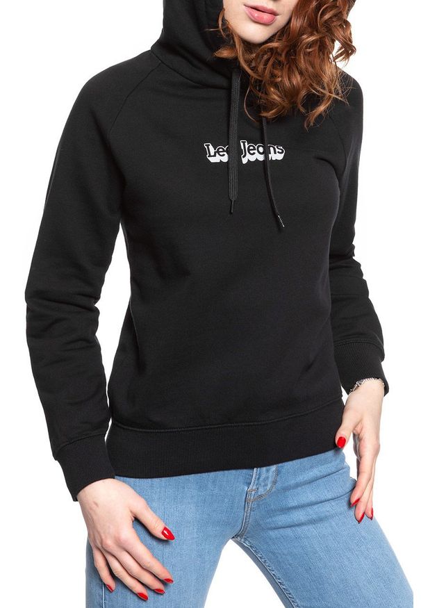 Lee - BLUZA LEE DAMSKA HOODIE BLACK L53WTX01 112112584. Okazja: na co dzień, na uczelnię. Typ kołnierza: kaptur. Materiał: jeans, bawełna, denim, materiał. Wzór: nadruk. Sezon: lato. Styl: casual, sportowy
