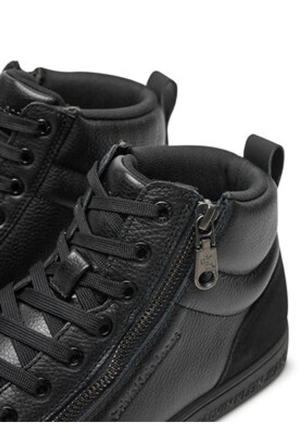 Calvin Klein Jeans Sneakersy Classic Cupsole Zip Mid In YM0YM01156 Czarny. Kolor: czarny. Materiał: skóra