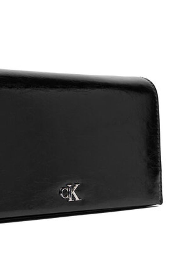 Calvin Klein Torebka Ck Metallic Wallet On Chain LV04F3320G Czarny. Kolor: czarny. Materiał: skórzane