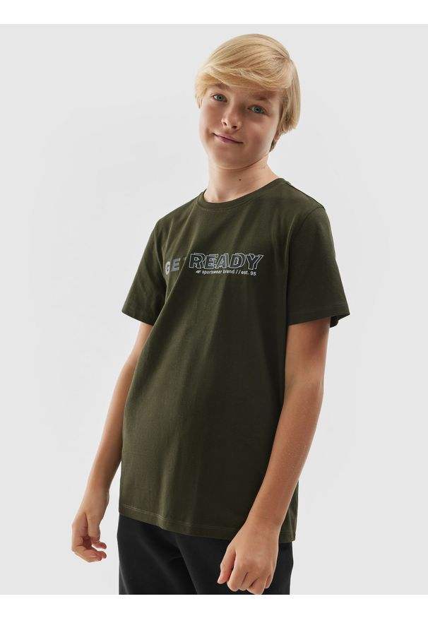 4f - T-shirt z nadrukiem chłopięcy - khaki. Kolor: oliwkowy, brązowy, wielokolorowy. Materiał: bawełna. Wzór: nadruk