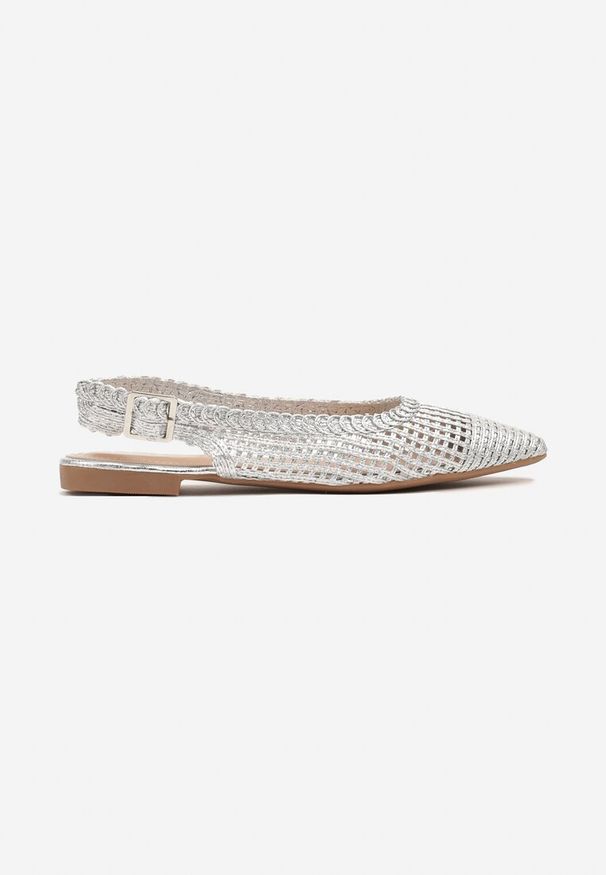 Born2be - Srebrne Sandały Slingback z Noskiem w Szpic z Ażurowej Plecionki Tillirune. Okazja: na co dzień. Kolor: srebrny. Materiał: len, jedwab. Wzór: ażurowy. Obcas: na obcasie. Styl: elegancki, casual. Wysokość obcasa: niski