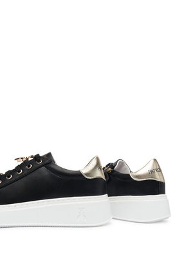 Patrizia Pepe Sneakersy PPJ905.31 Czarny. Kolor: czarny. Materiał: skóra