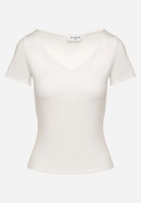 Born2be - Biały T-shirt z Wiskozą o Dopasowanym Kroju z Dekoltem w Serek Folarisse. Typ kołnierza: dekolt w serek. Kolor: biały. Materiał: wiskoza #3