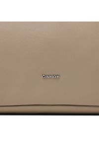 Calvin Klein Torebka Elevated Soft Shoulder Bag Lg K60K610752 Brązowy. Kolor: brązowy. Materiał: skórzane